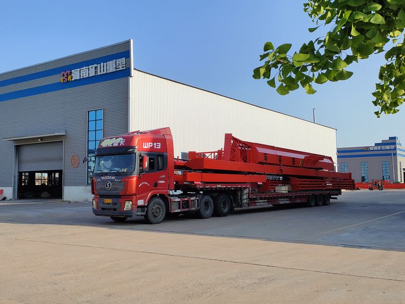 電動葫蘆門式起重機 2臺 MHxh10t—25m 外懸5/5m MHxh5t—23m 外懸4.5/4.5m 制作完成，發(fā)往青海交付客戶使用